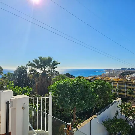 ヴィラ Three Bedroom With Private Pool In Torreblanca フエンヒロラ