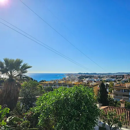 Three Bedroom With Private Pool In Torreblanca ヴィラ *